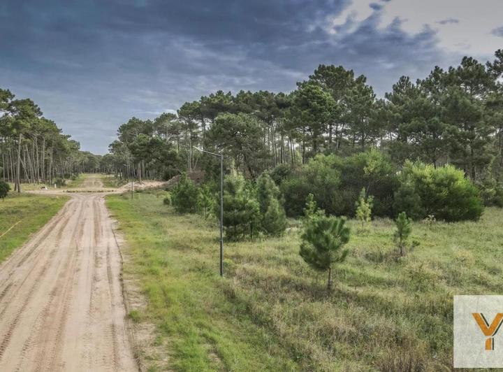 Terreno · 1080m²