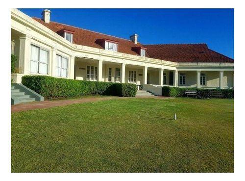 Terreno · 700m²
