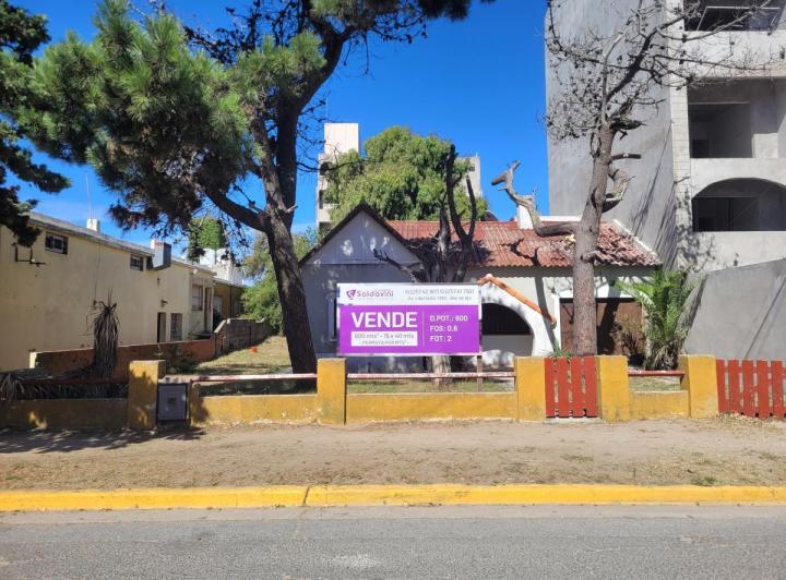 Terreno · 600m²