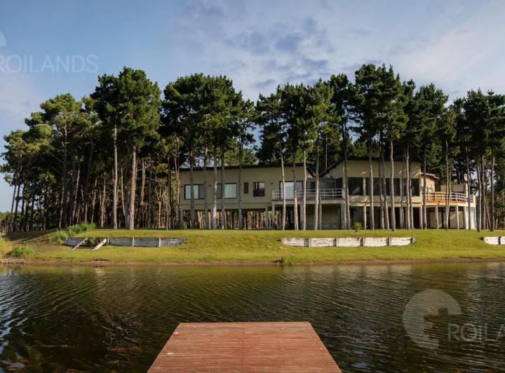 Terreno · 871m²