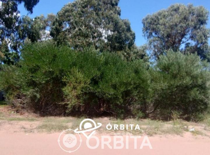 Terreno · 1098m²