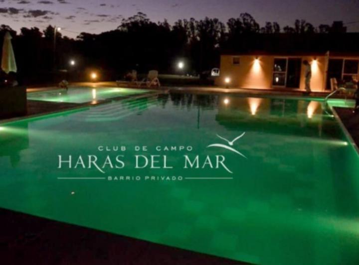 Terreno · 833m²