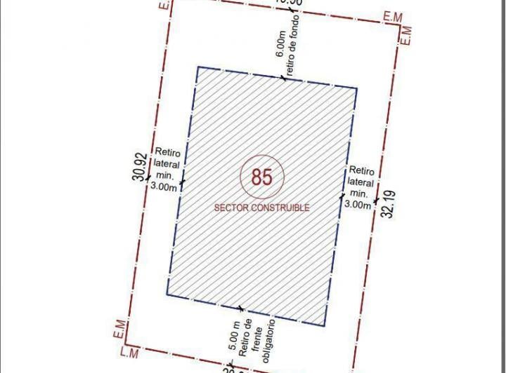 Terreno · 628m²