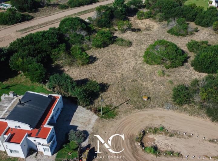Terreno · 1226m²