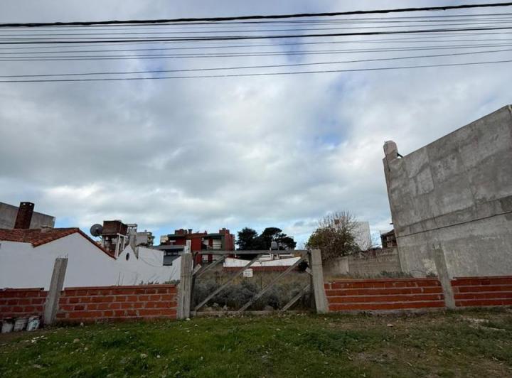 Terreno · 400m²