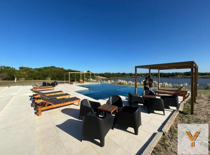Terreno · 1075m²