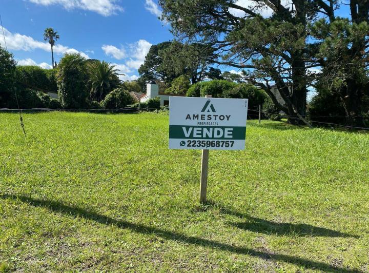 Terreno · 600m²