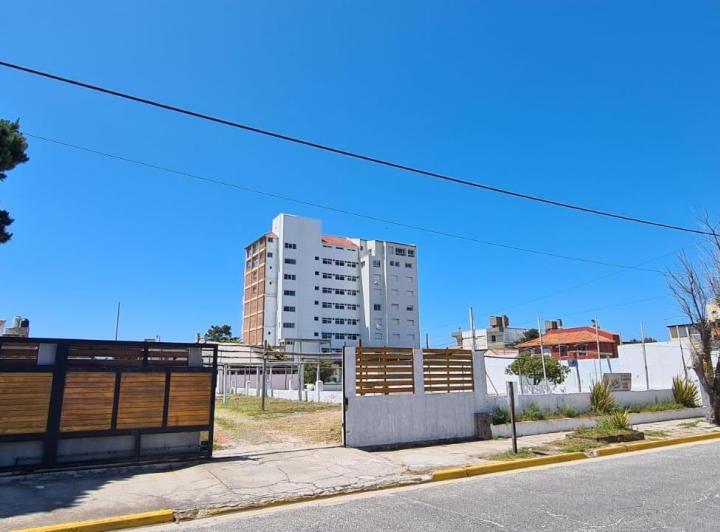 Terreno · 1200m²