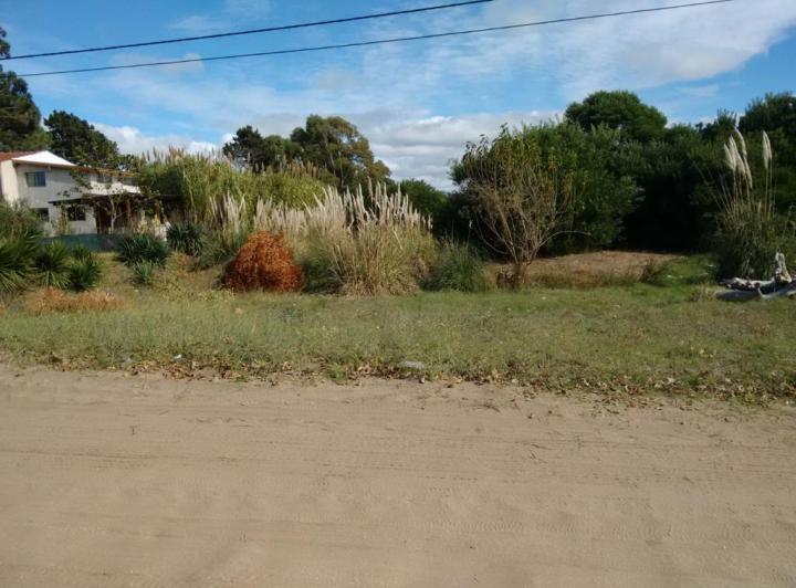 Terreno · 600m²