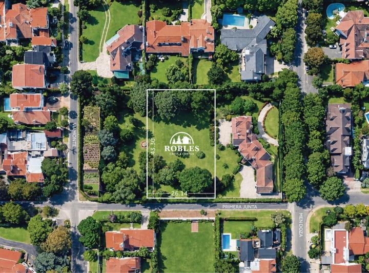 Terreno · 1131m²