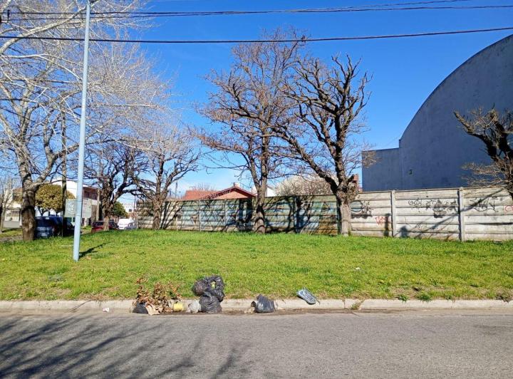 Terreno · 421m²