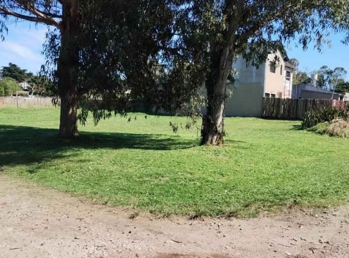 Terreno · 400m²