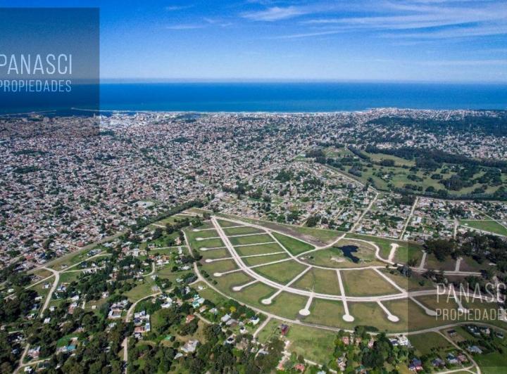 Terreno · 684m²