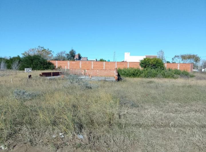 Terreno · 700m²
