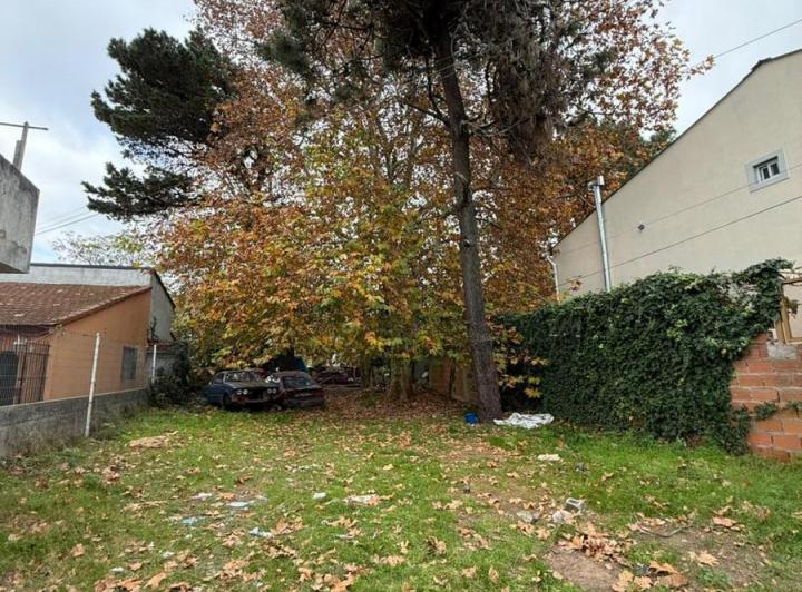 Terreno · 375m²