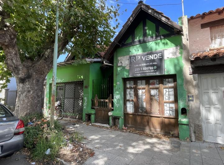 Terreno · 233m²