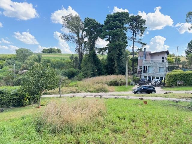 Terreno · 600m²