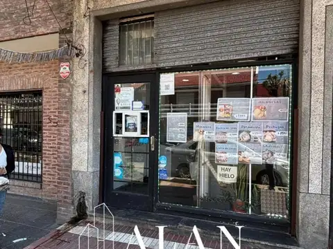 Local 20 m2 sobre importante arteria comercial
