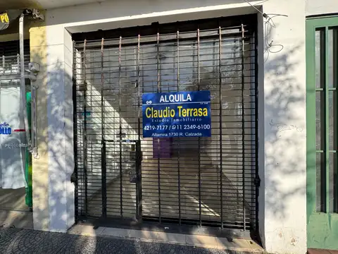 Local centrico en alquiler en rafael calzada