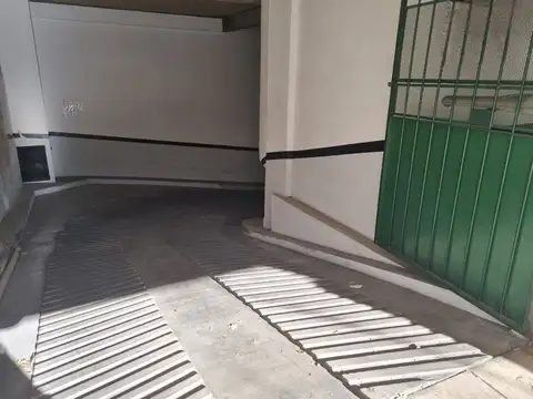 Venta cochera cubierta san fernando financia