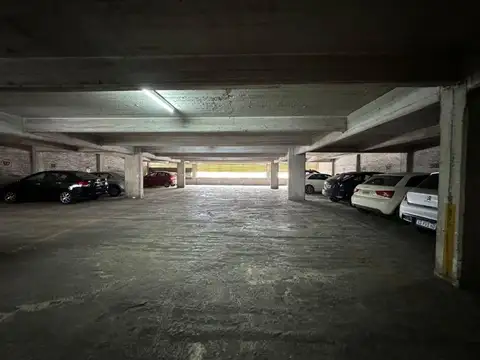 Cochera en venta la plata centro