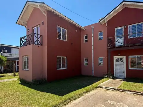 Complejo de 4 departamentos amoblados camet norte