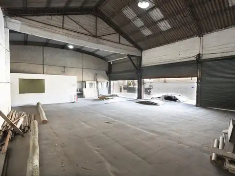 Depósito de 1.185 m2 dentro de parque industrial multipropósito
