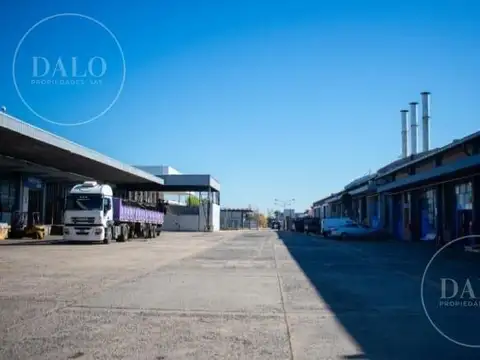 Amplio deposito en alquiler con oficinas en el parque industrial newton en villa ballester
