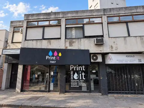 *oficina monoambiente con baño *en 1er piso