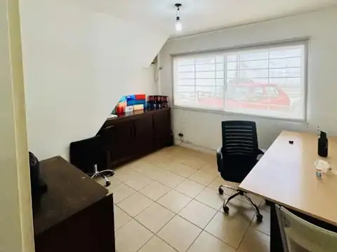 Oficina en alquiler 85m2 c/ cocheras en san isidro