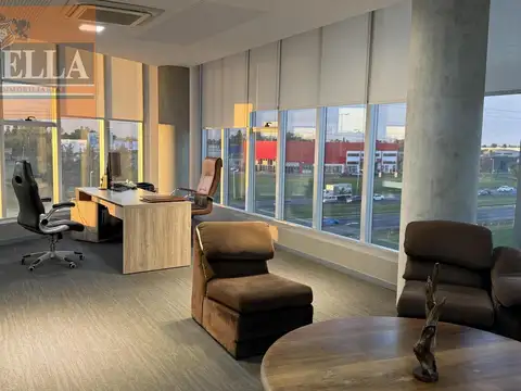 Excelente piso de oficinas 1100 m² c/ estacionamiento - moreno