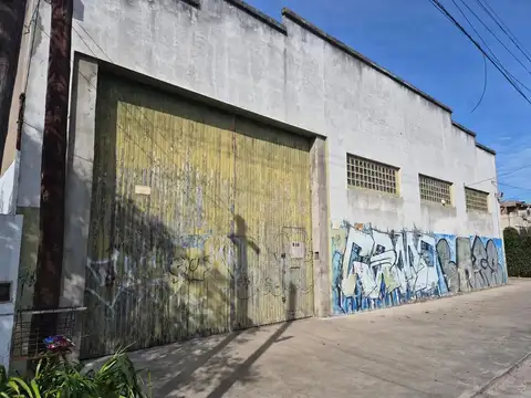 Venta -galpon con oficina haedo