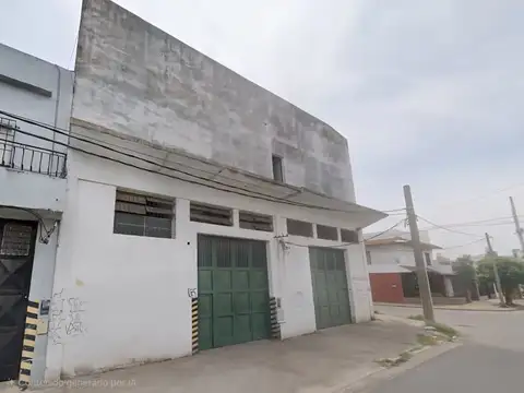 Galpon industrial en esquina 1470 mts2