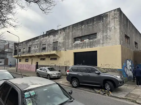 Edificio comercial en florida oeste
