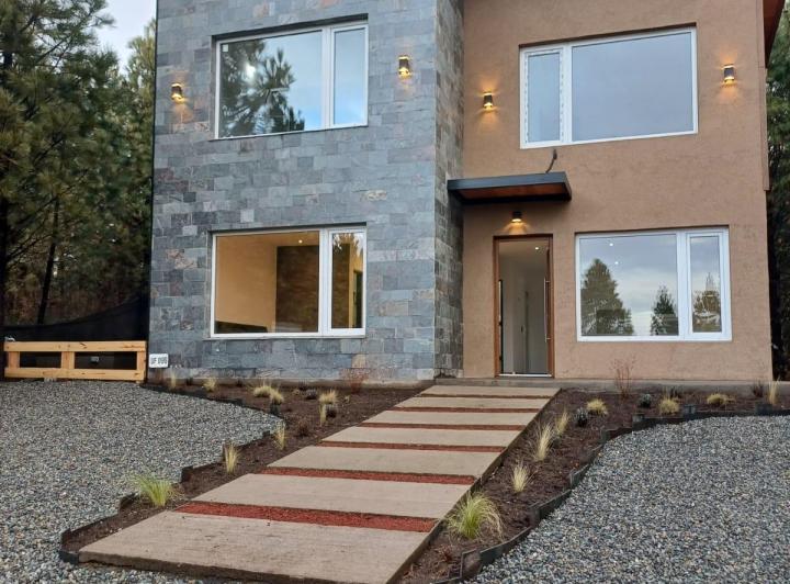 Casa · 144m² · 5 Ambientes