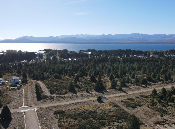 Terreno · 490m²