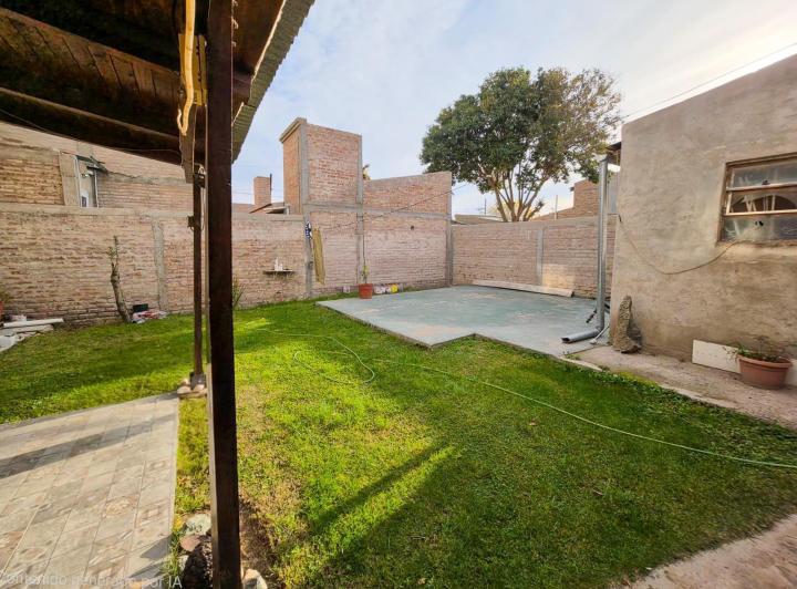 Casa · 166m² · 4 Ambientes · 1 Cochera