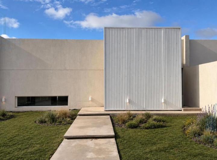 Casa · 90m² · 3 Ambientes · 1 Cochera