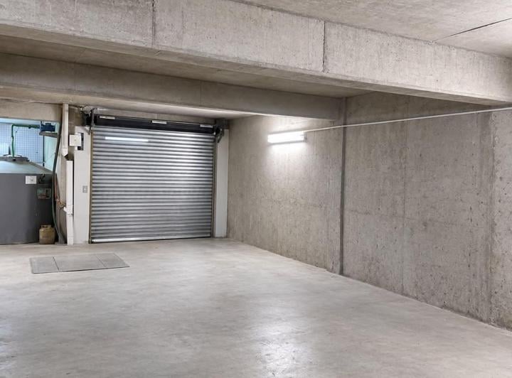 Garage · 12m²