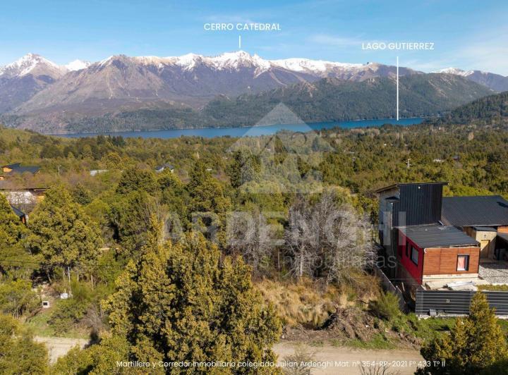 Terreno · 827m²