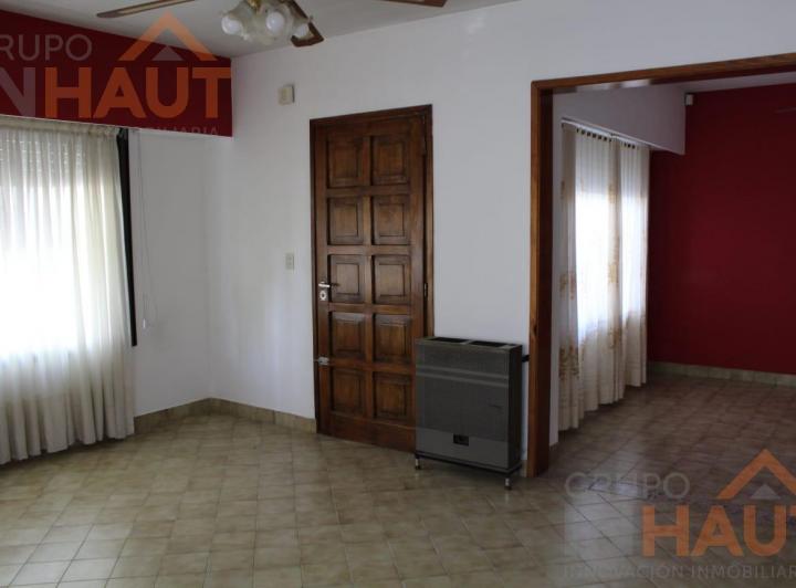 Casa · 118m² · 2 Dormitorios · 1 Cochera