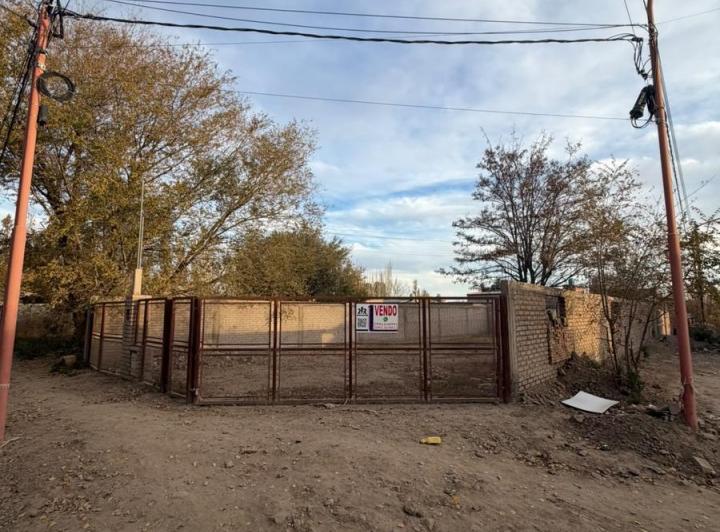 Terreno · 300m²