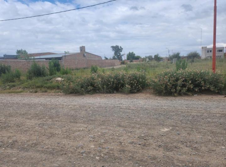 Terreno · 396m²