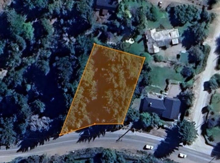 Terreno · 1370m²