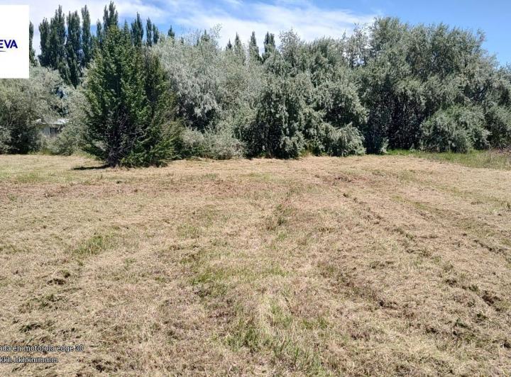 Terreno · 897m²