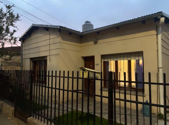 Casa · 115m² · 7 Ambientes · 1 Cochera