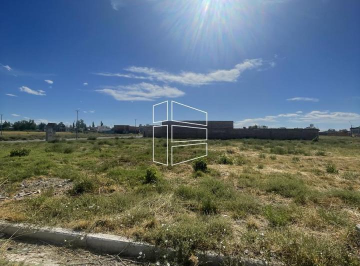 Terreno · 375m²
