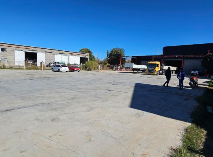 Terreno · 844m²
