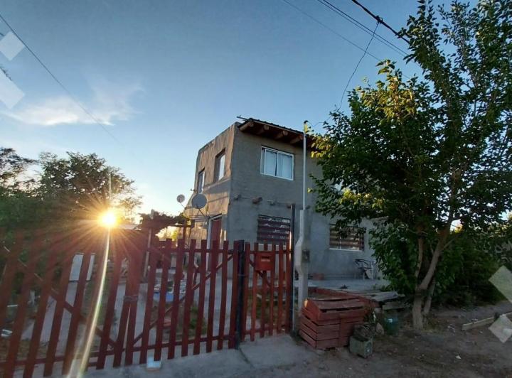 Casa · 160m² · 5 Ambientes