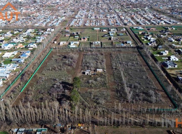 Terreno · 600m²